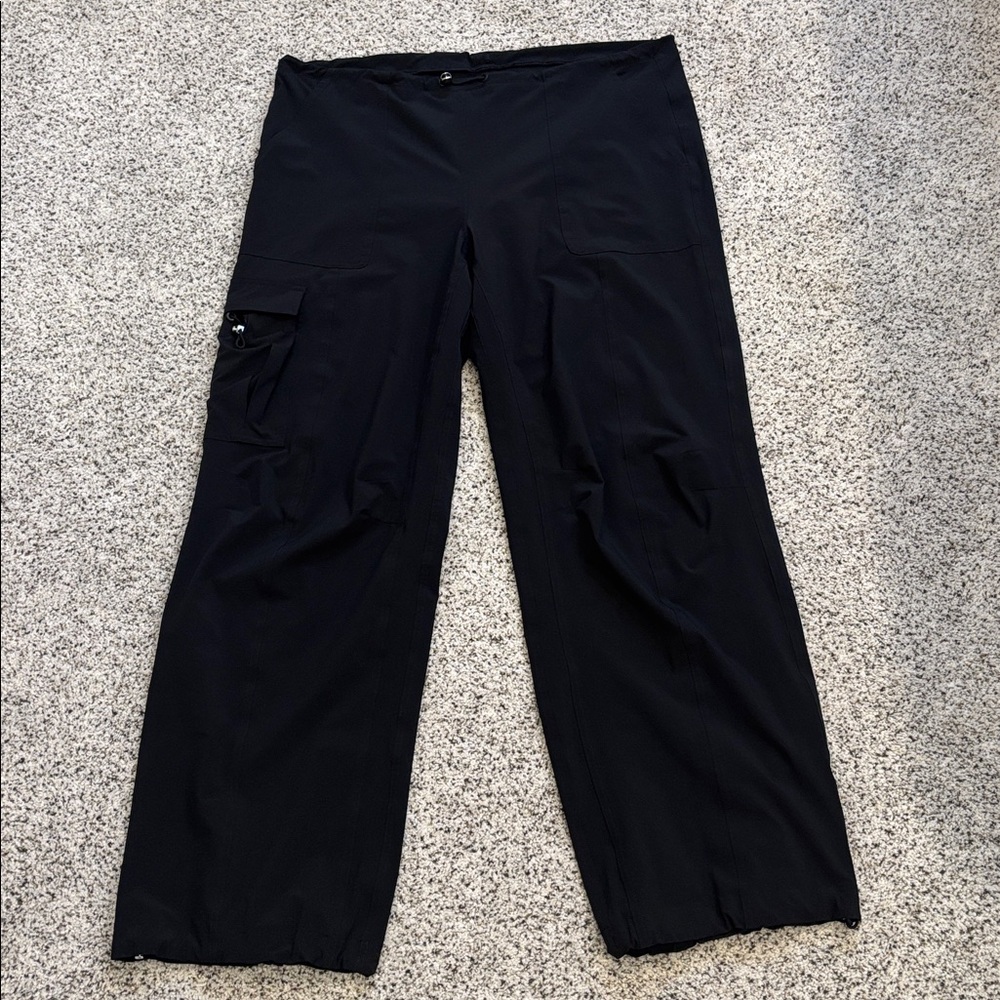ALO Yoga Megastar black Cargo Pants, medium